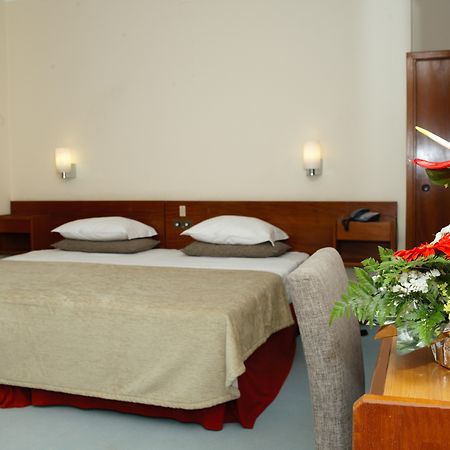 ריביירה בראבה Cheerfulway Bravamar Hotel מראה חיצוני תמונה
